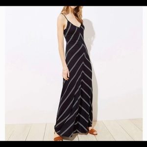 LOFT Black & White chevron  Striped Maxi Dress L